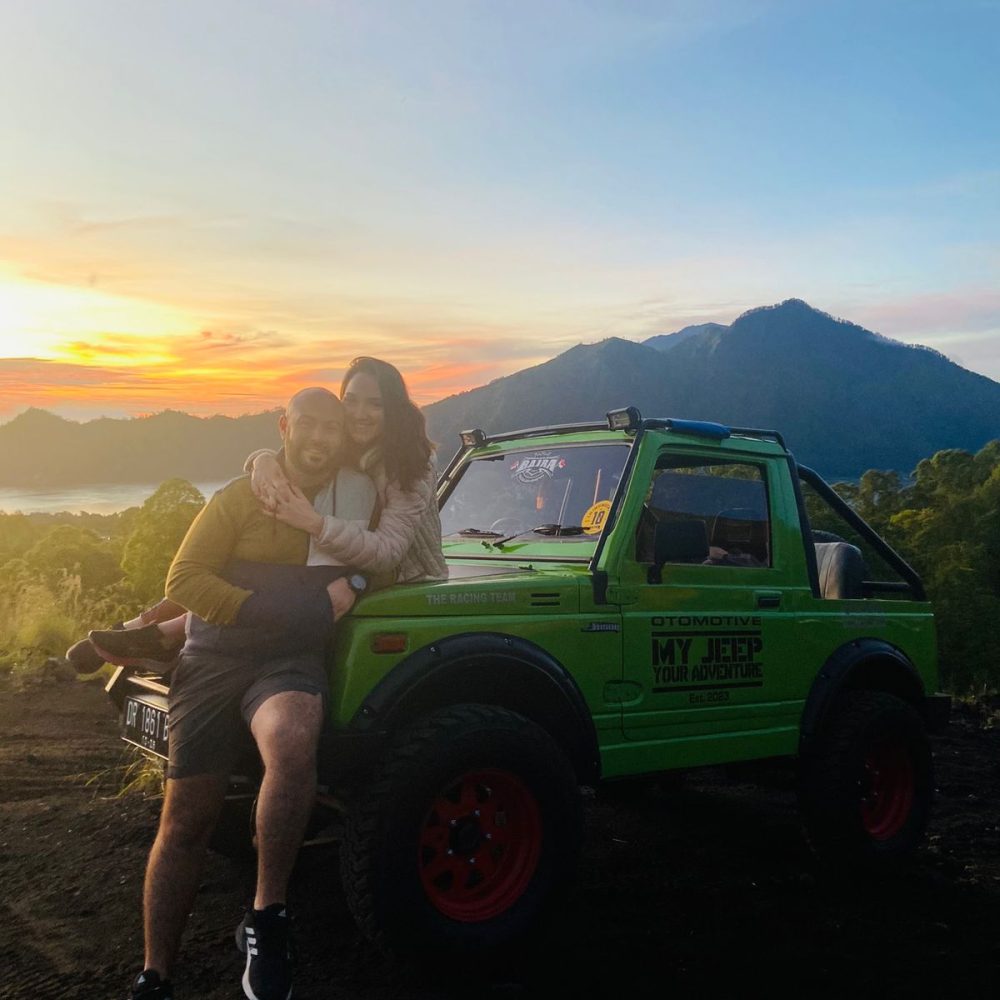 Sunrise Jeep Tour